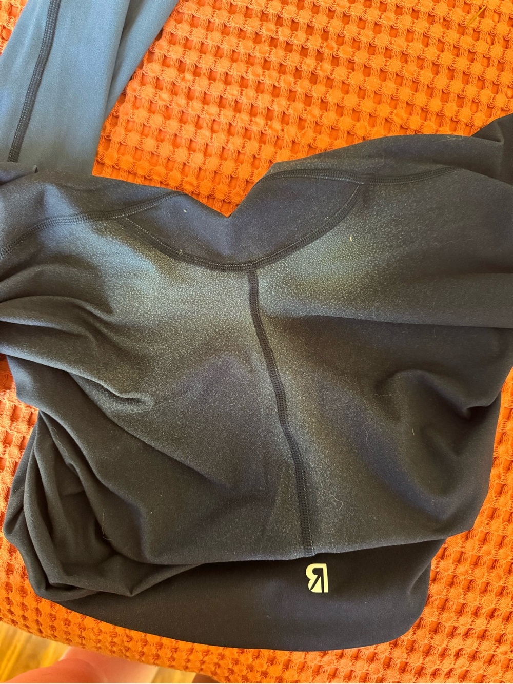 BuffBunny Ombré Leggings - Picture 4 of 6